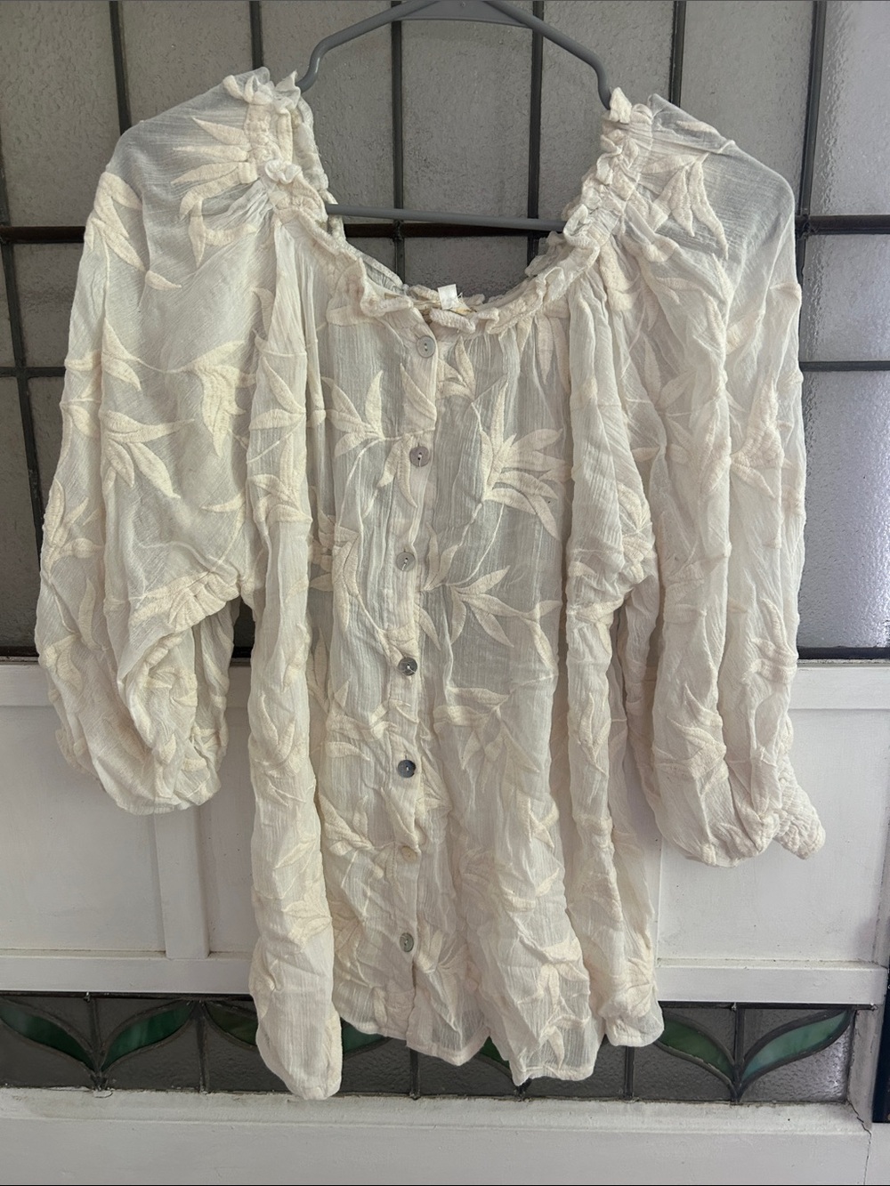Jen's Pirate Booty Cream Lace-Trim Chemise Top